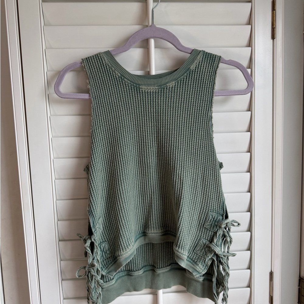 Free People One Interlaken Thermal Side Tie Tank size Small